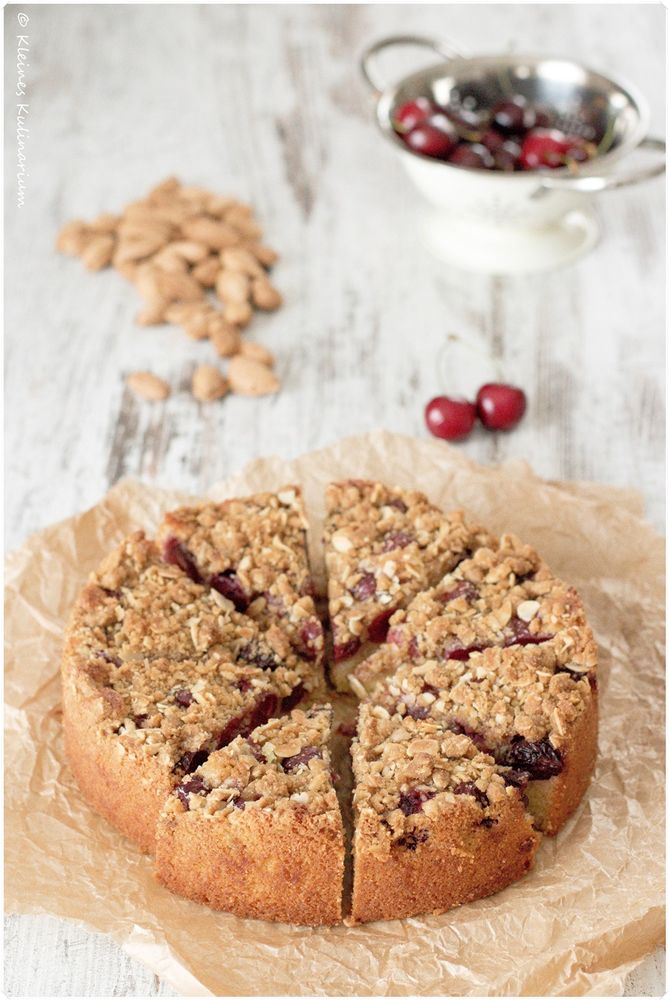 Rezeptbild: Mandel-Kirschkuchen