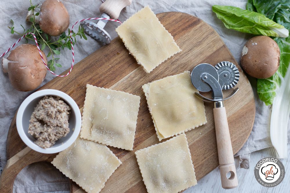 Rezeptbild: Ravioli mit Pilzfüllung