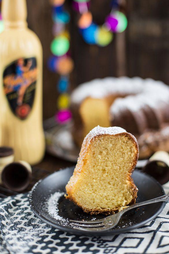 Rezeptbild: Saftiger Eierlikör Kuchen Rezept – klassische Variante