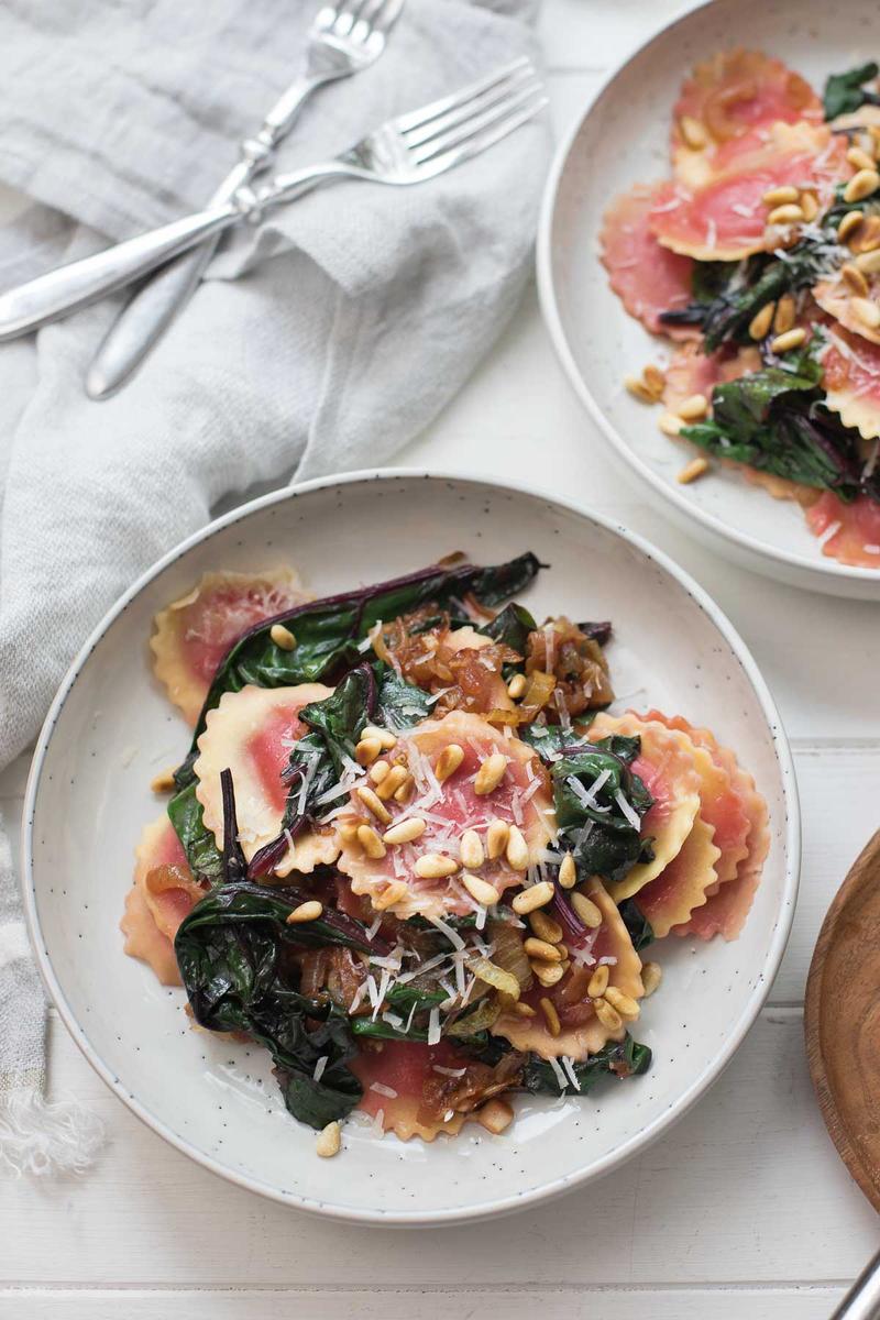 Rezeptbild: Ravioli mit Rote-Bete-Blättern
