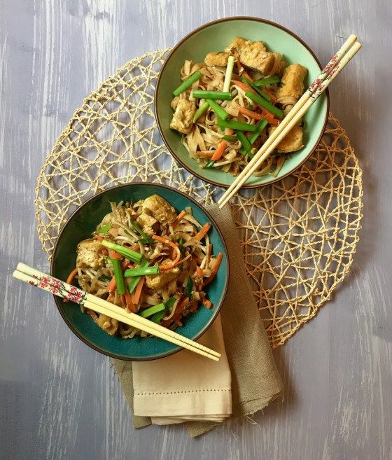 Rezeptbild: Pad Thai – gebratene Reisnudeln mit Tofu