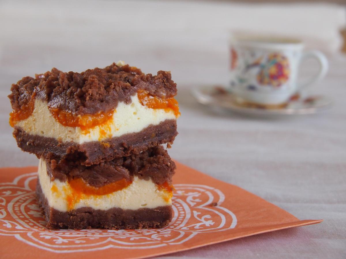 Rezeptbild: Marillen-Schoko Cheesecake mit Streuseln