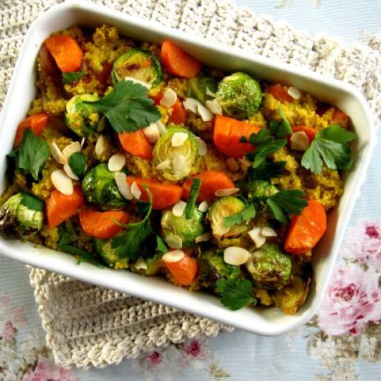 Rezeptbild: Hirse-Kokos-Auflauf mit Curry und Rosenkohl