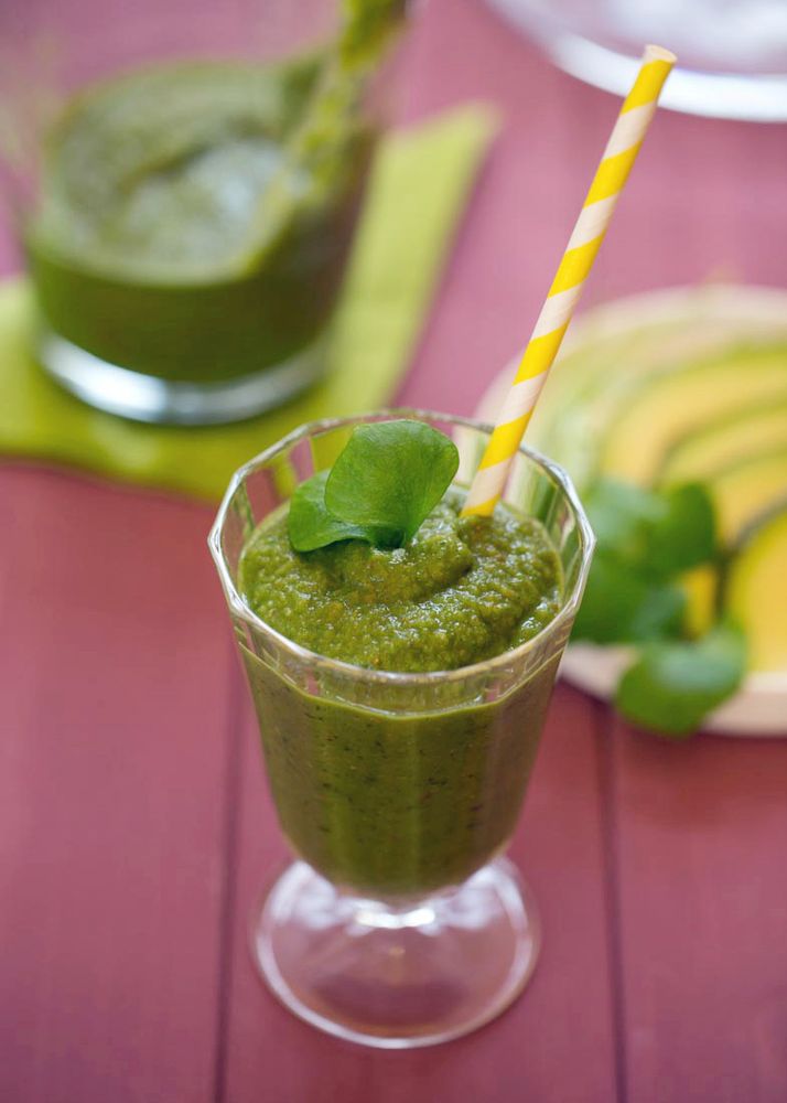 Rezeptbild: Grüner Smoothie mit Weizengras