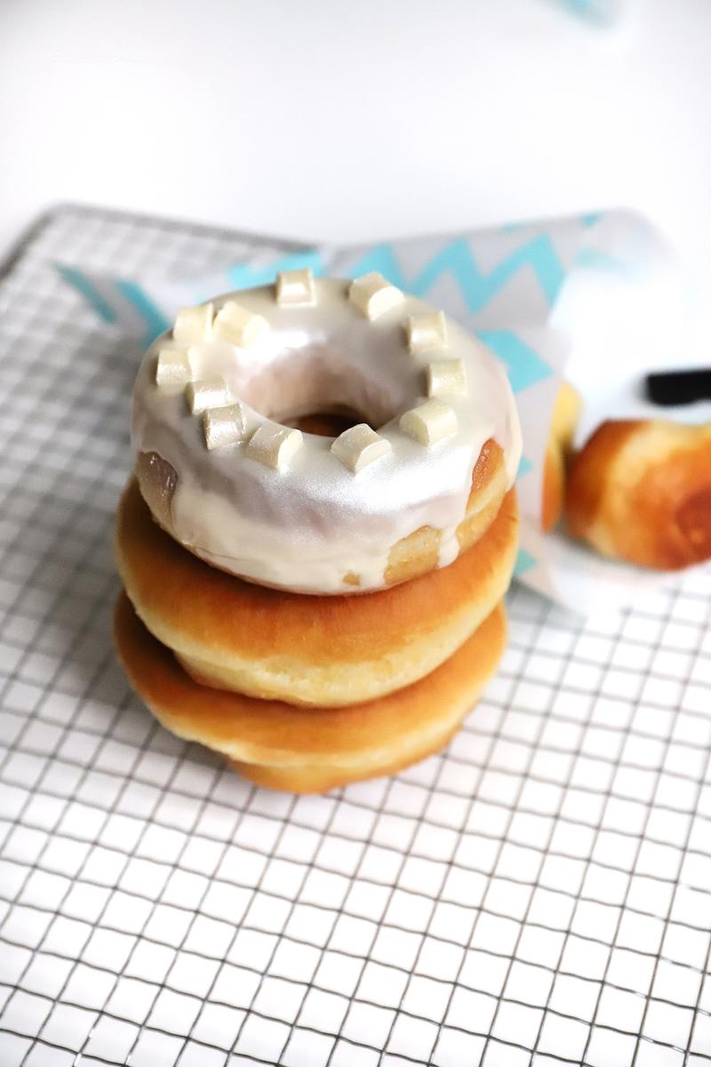 Rezeptbild: Donuts für den Faschingsbeginn