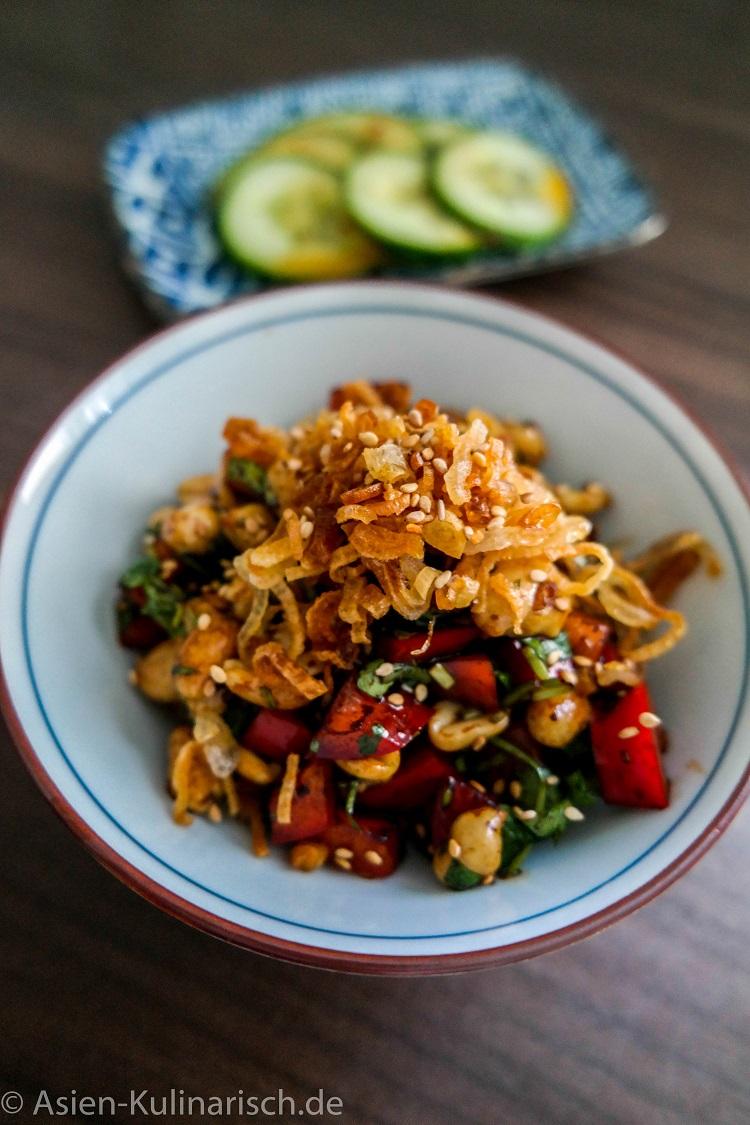 Rezeptbild: Koriander-Erdnuss-Salat aus China