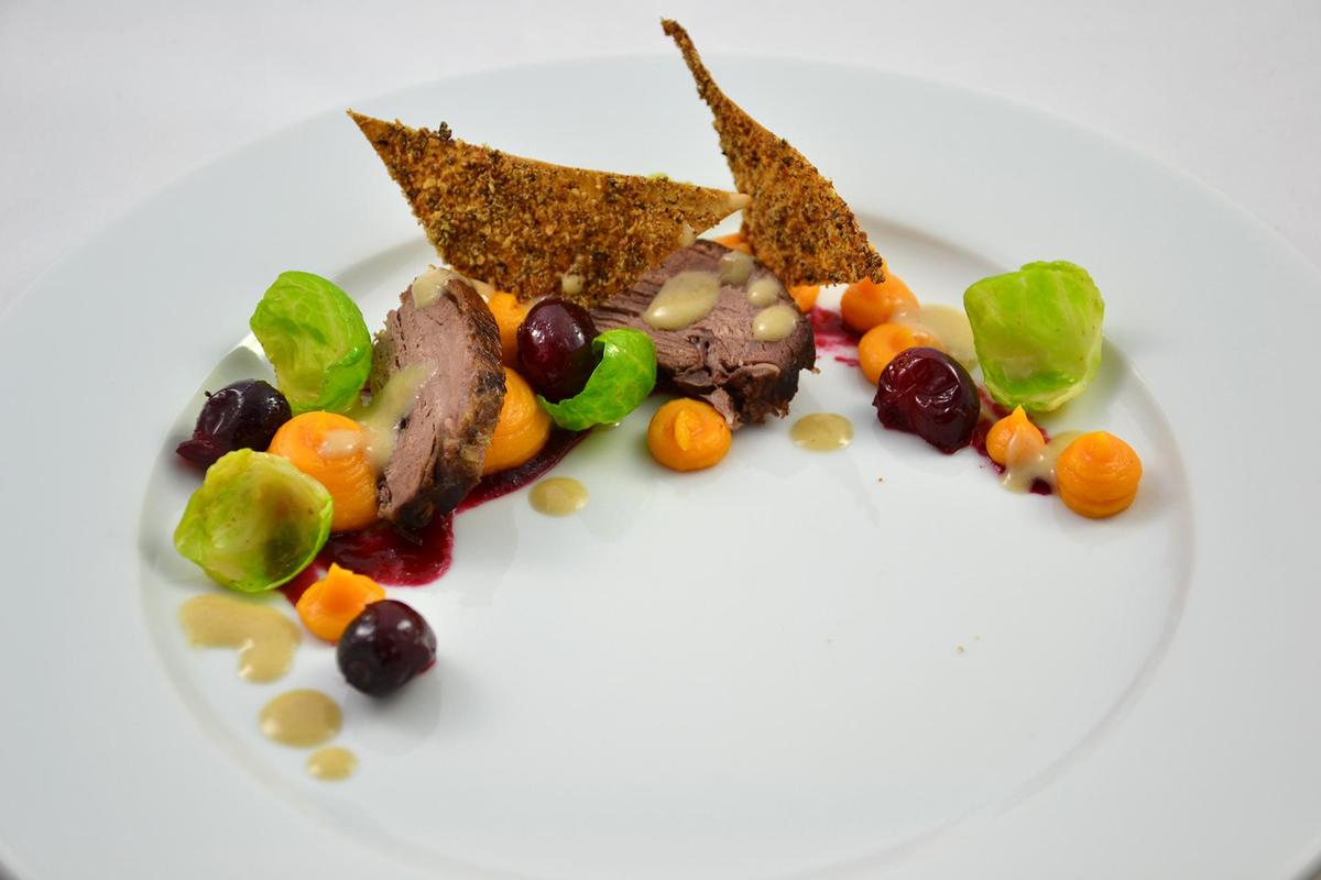 Rezeptbild: Gans - Süßkartoffel - Cranberry - kleine Nussecken