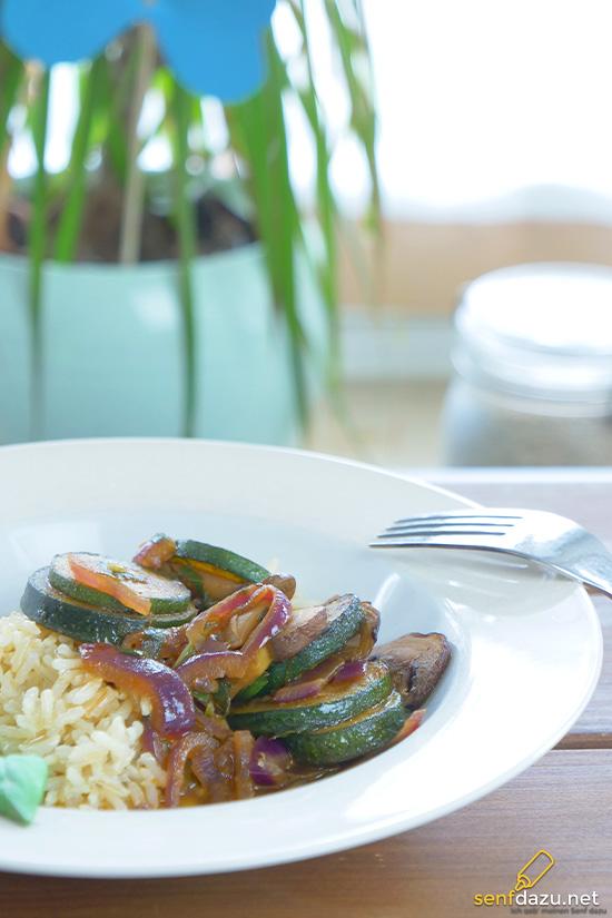 Rezeptbild: Zucchini Pfanne