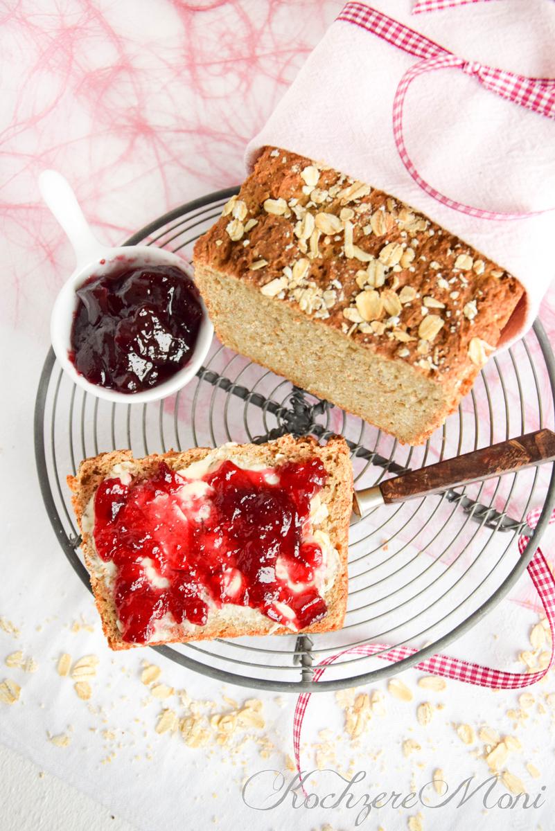 Rezeptbild: Haferflocken Chia Brot