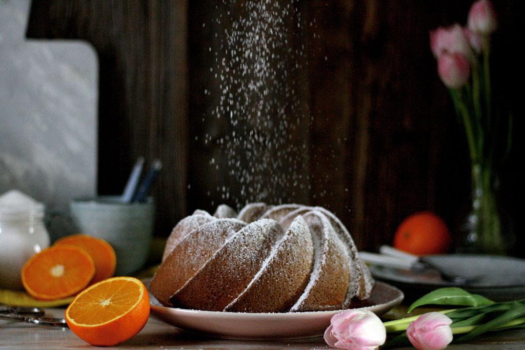 Rezeptbild: Saftiger Orangen-Gugelhupf