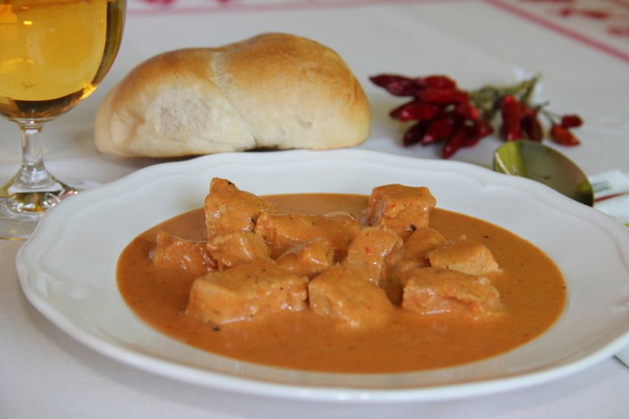 Rezeptbild: Kalbsrahmgulasch