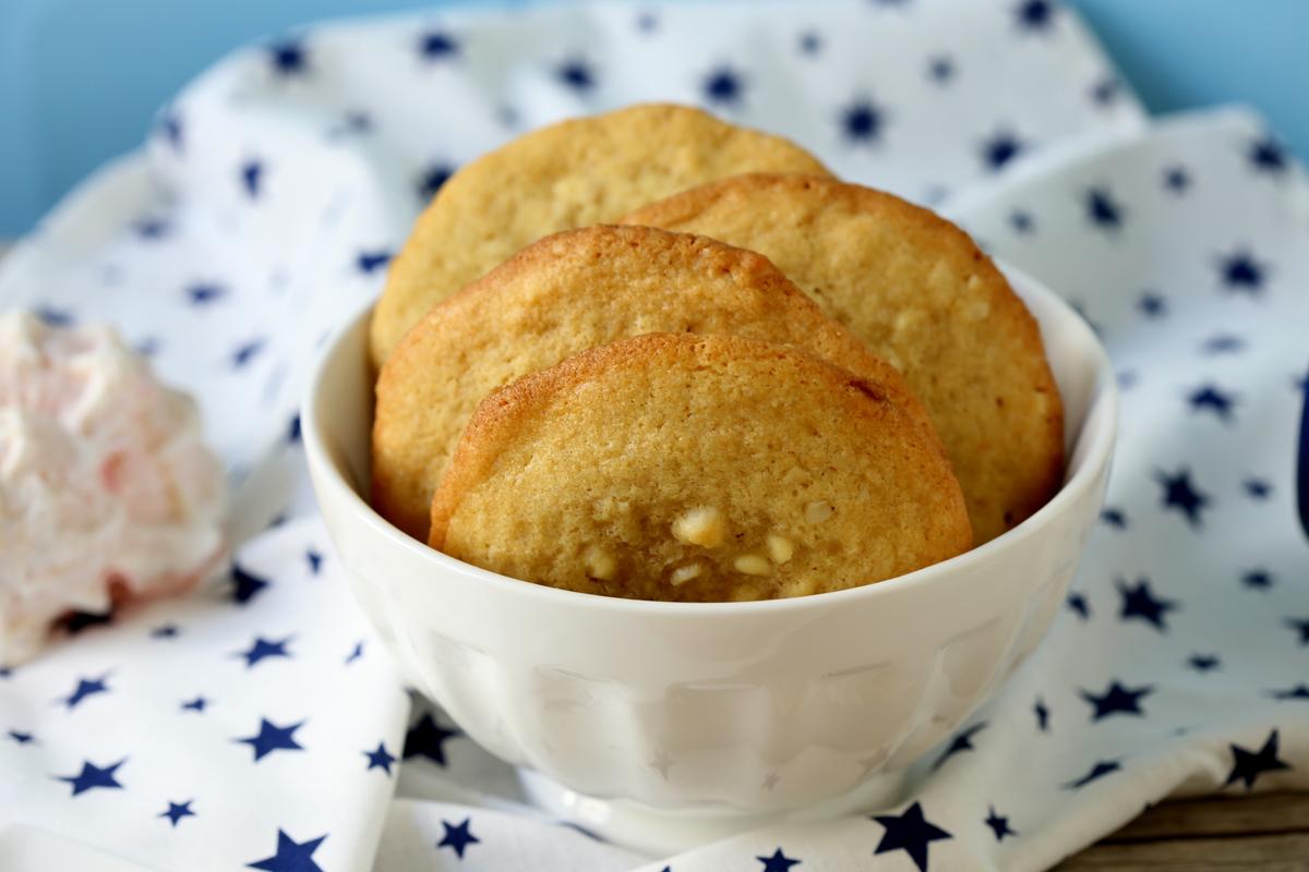 Rezeptbild: Chewy White Chocolate Macadamia Cookies