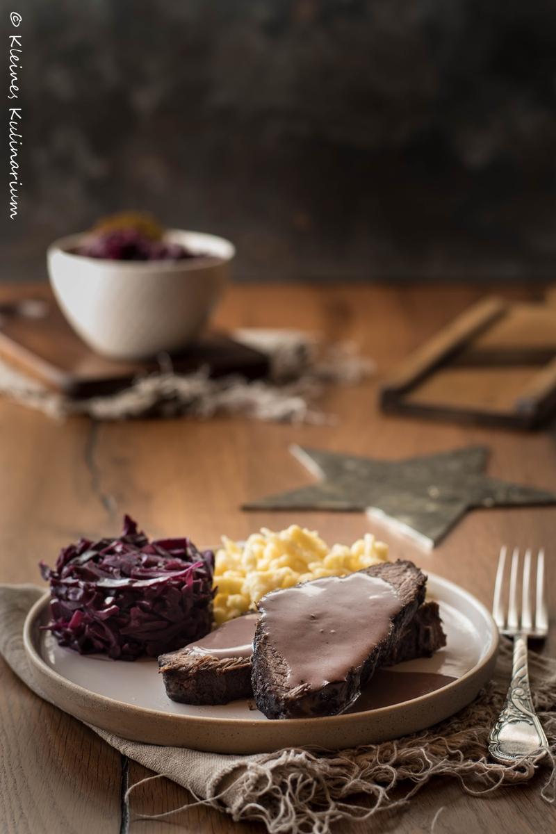Rezeptbild: Sauerbraten mit Apfelrotkohjl und Spätzle