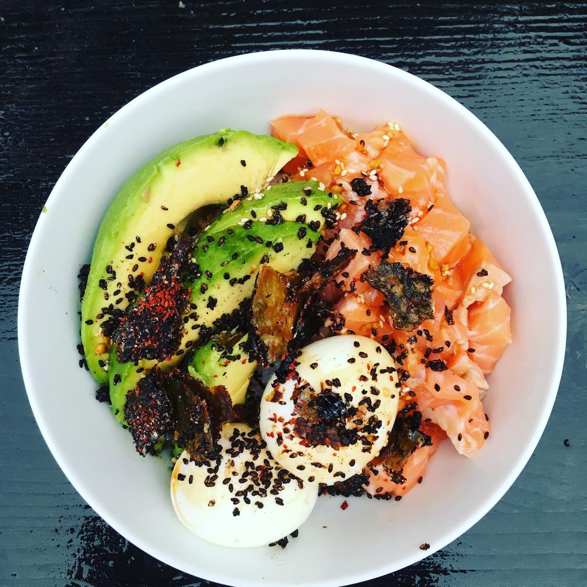 Rezeptbild: Poké mit Lachs