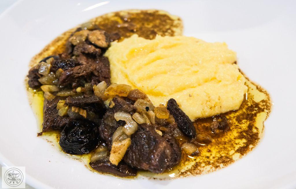 Rezeptbild: Denise's Braised Short Ribs in Shiitake Prune Sauce
