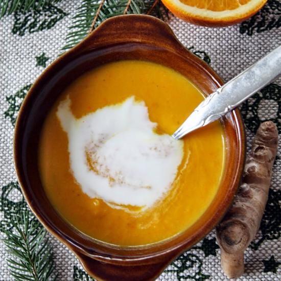 Rezeptbild: Kürbis Orangen Suppe mit Ingwer