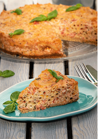 Rezeptbild: Mac & Cheese Cake mit Kräuterfrischkäse