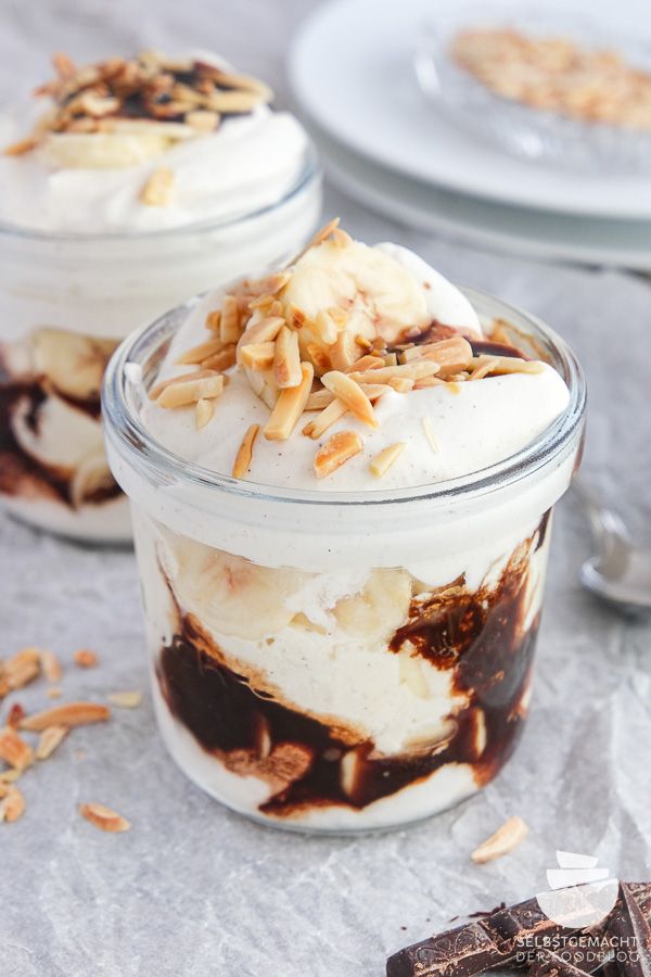 Rezeptbild: Bananen Split Eisbecher