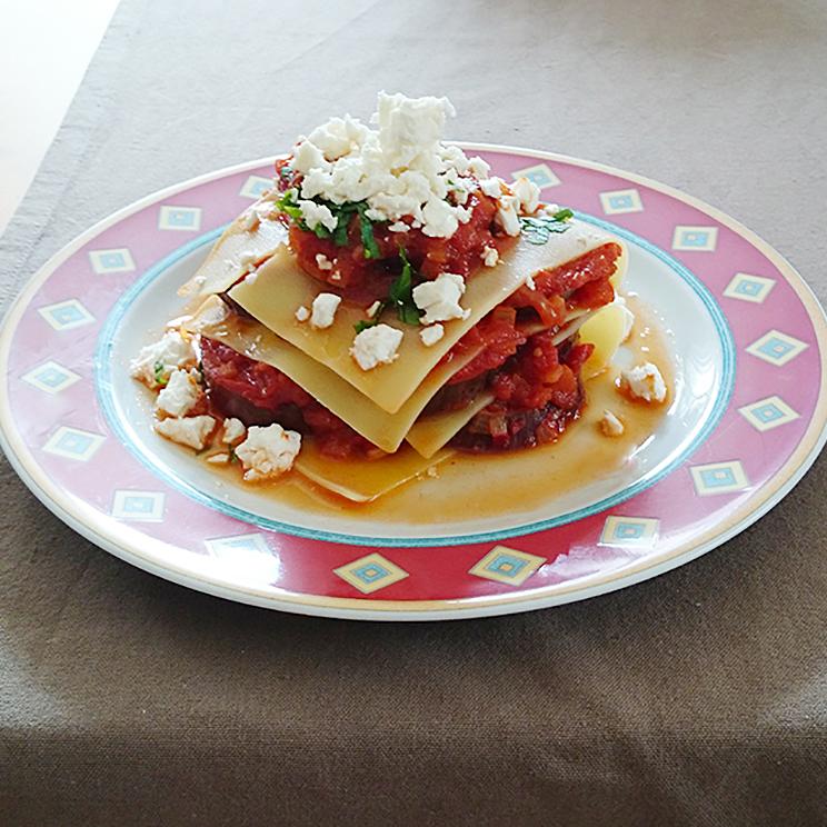 Rezeptbild: Auberginen-Lasagne – offen Geschichten auf dem Teller