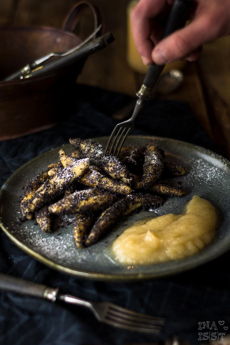 Rezeptbild: Waldviertler Mohn-Schupfnudeln mit Apfelmus