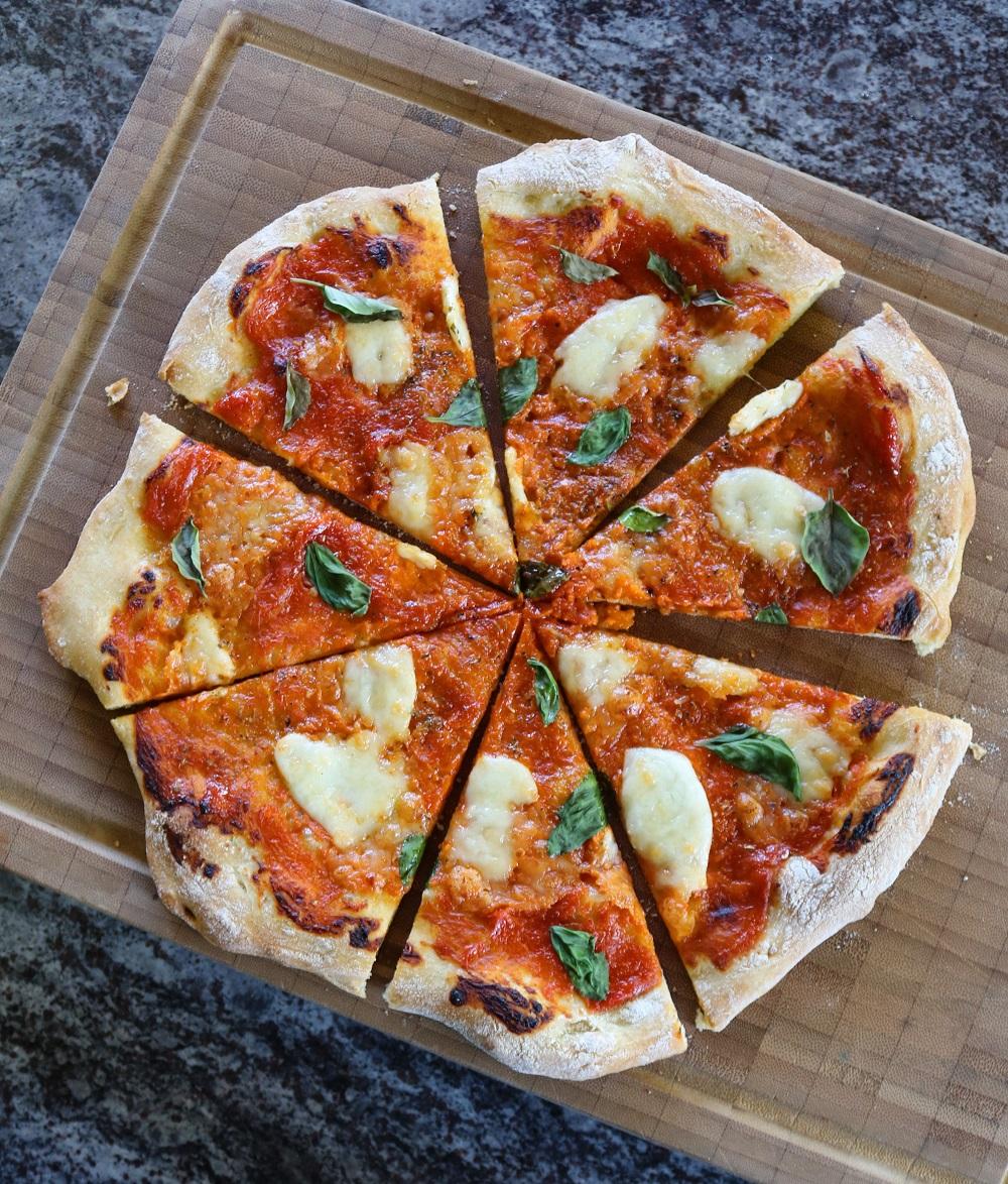 Rezeptbild: Pizzateig mit langer Teigführung