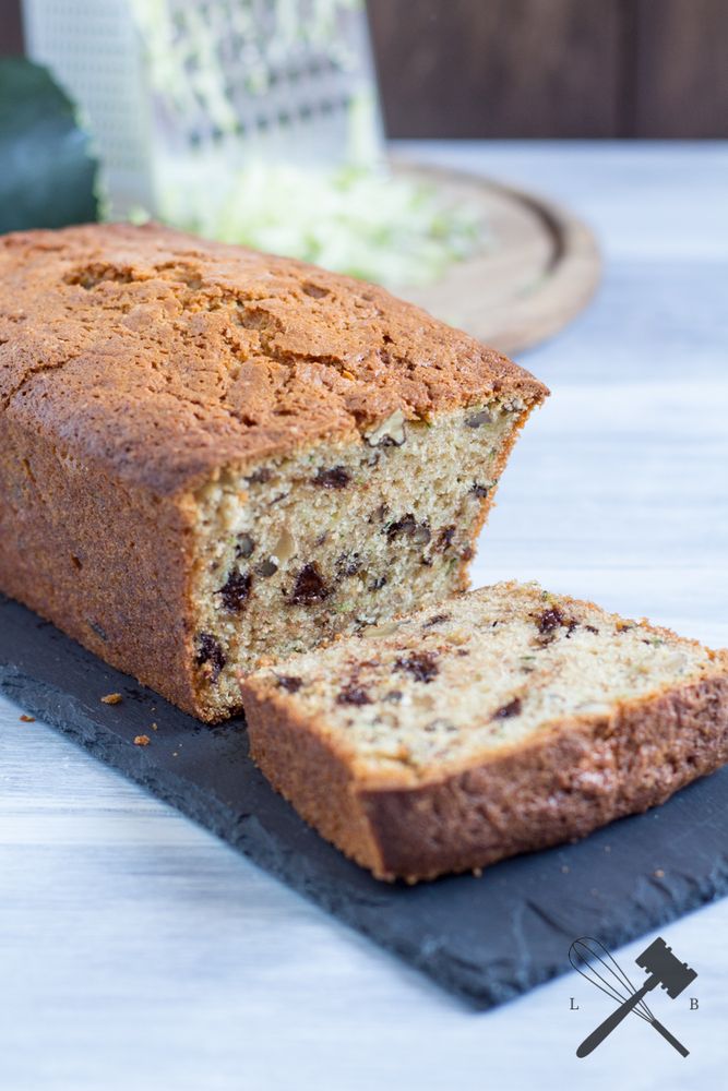 Rezeptbild: Zucchini Bread mit Schokolade und Nüssen
