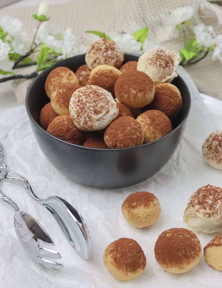 Rezeptbild: Tiramisu Pralinen ohne Alkohol