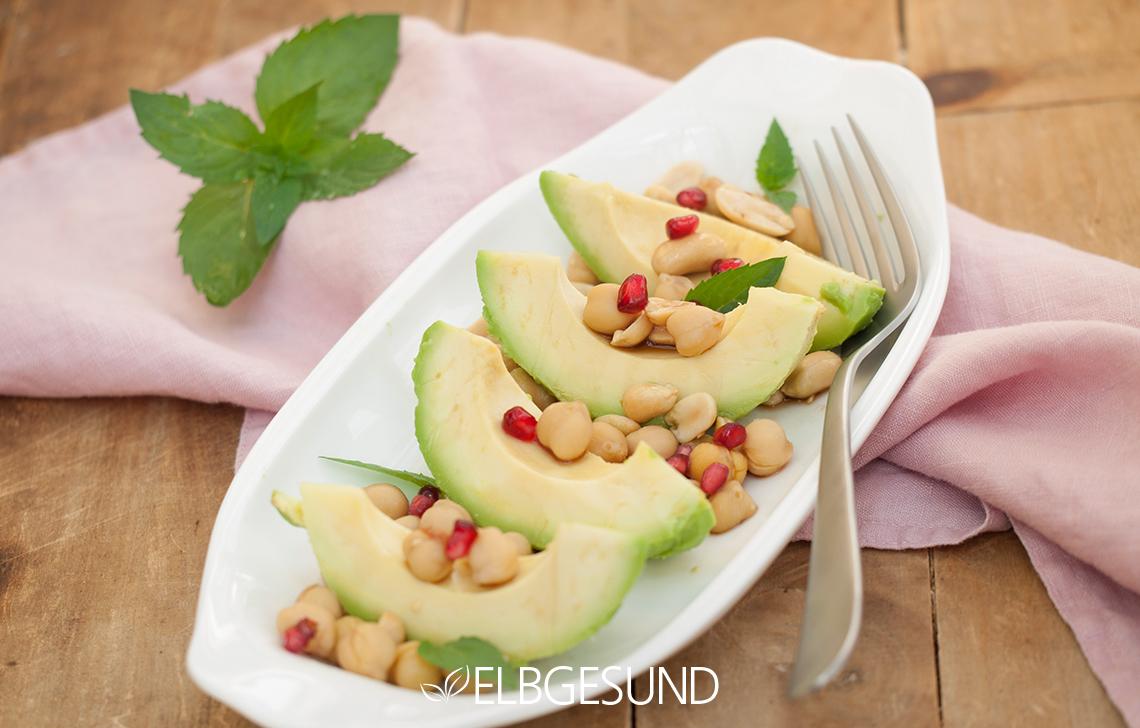 Rezeptbild: Avocado-Schiffchen asiatisch inspiriert