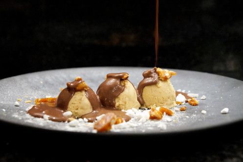 Rezeptbild: Erdnuss-Karamell Eis