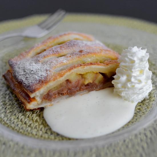 Rezeptbild: Rhabarber Jalousie