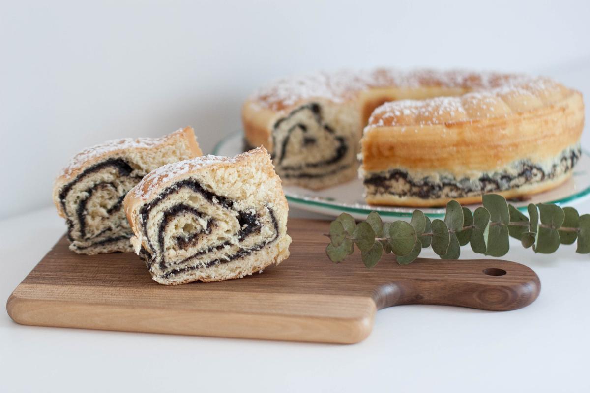 Rezeptbild: Mohnstrudel-Kranz