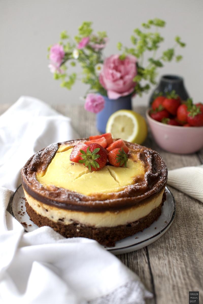 Rezeptbild: Erdbeer-Brownie-Käsekuchen