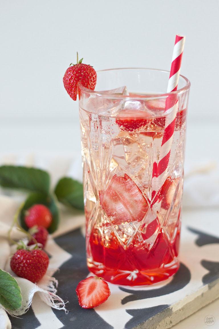 Rezeptbild: Gin Tonic mit Erdbeeren