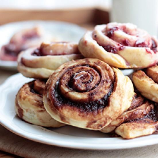 Rezeptbild: Kirsch- & Nutella-Banane-Schnecken