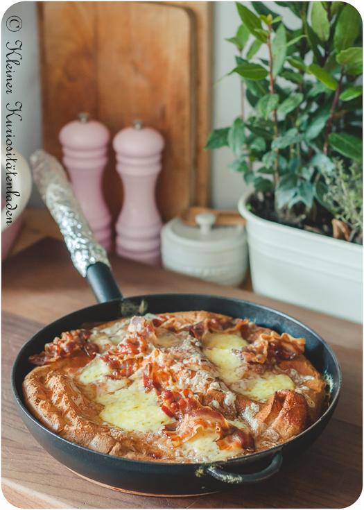 Rezeptbild: Dutch Babies mit Käse und Speck