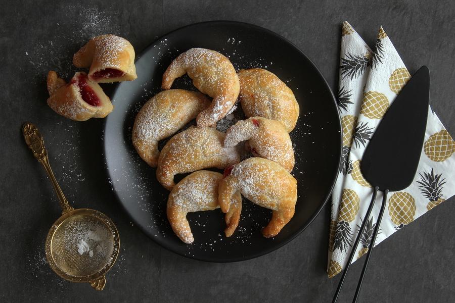 Rezeptbild: Ribisel-Kipferl