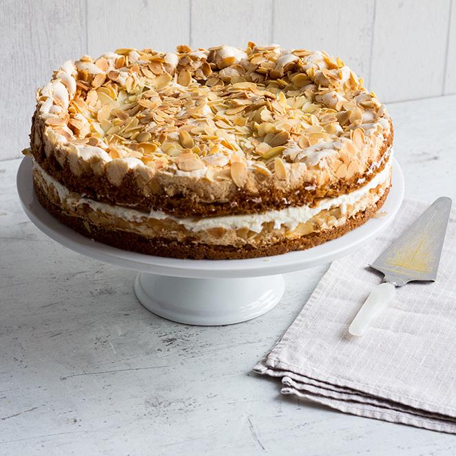 Rezeptbild: Zitronentorte mit Mandelbaiser
