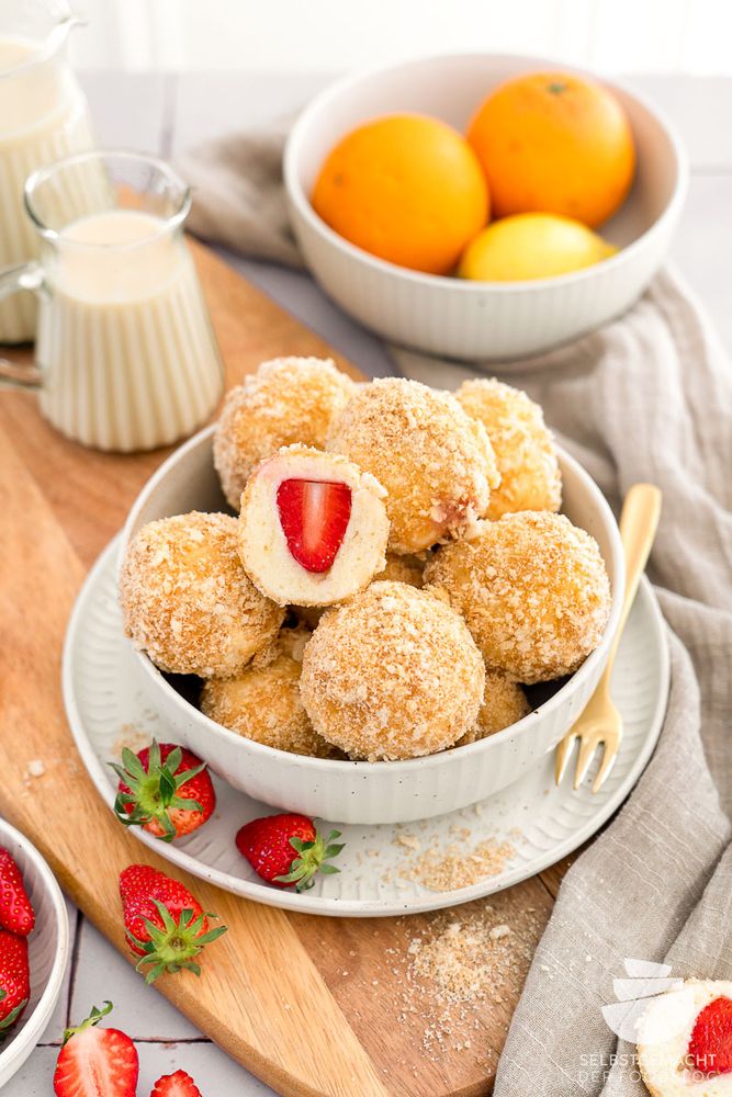 Rezeptbild: Quarkknödel mit Erdbeeren (Erdbeerknödel)