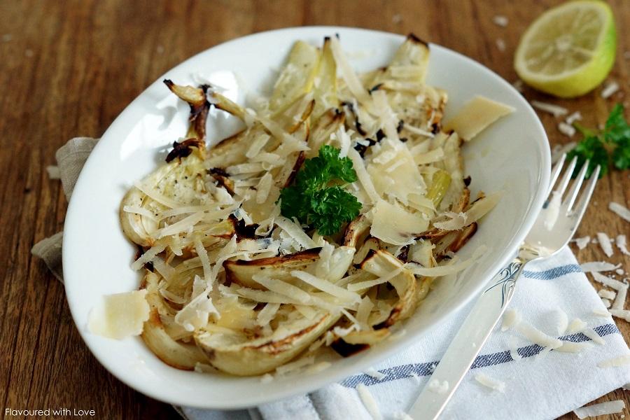 Rezeptbild: Gerösteter Fenchel mit Parmesan