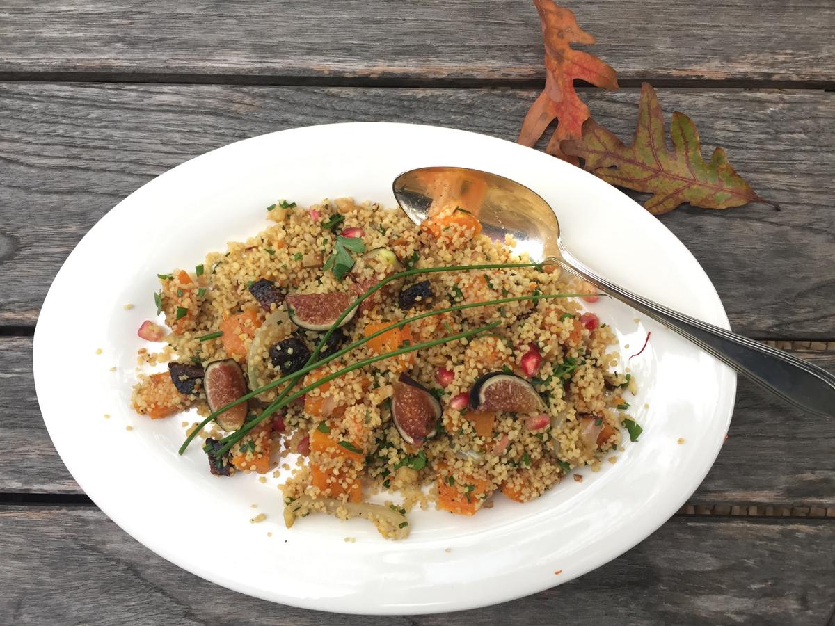 Rezeptbild: Couscous Salat mit Kuerbis und Feigen