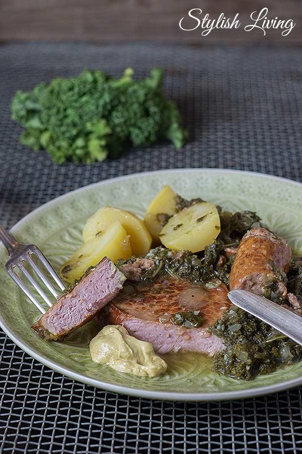 Rezeptbild: Grünkohl mit Kasseler und Bregenwurst