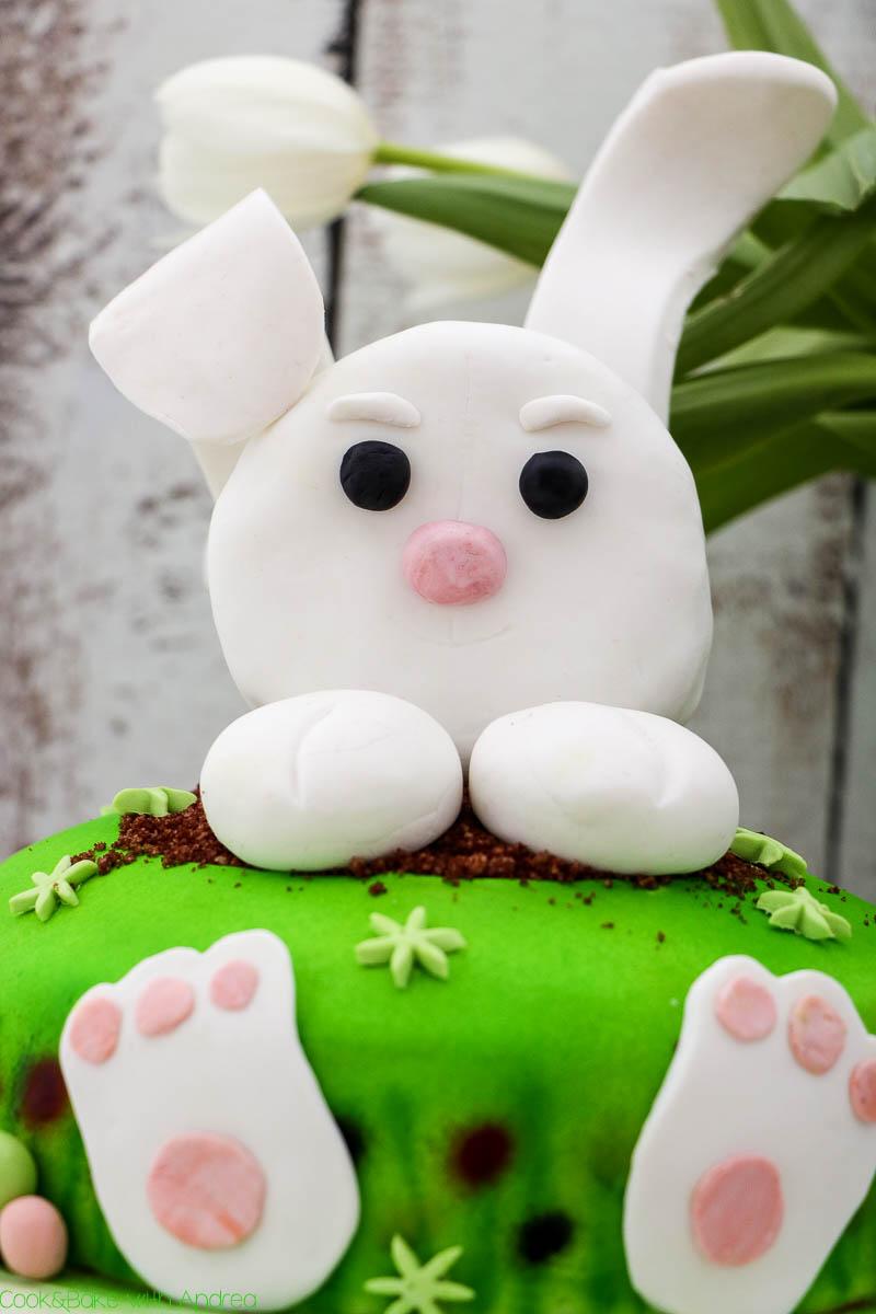 Rezeptbild: Ostertorte mit Fondantdecke und Airbrush