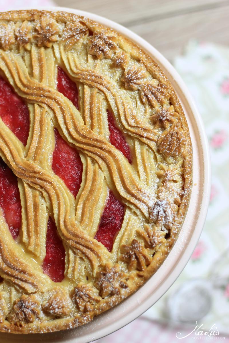 Rezeptbild: Apfeltarte mit Marzipangitter