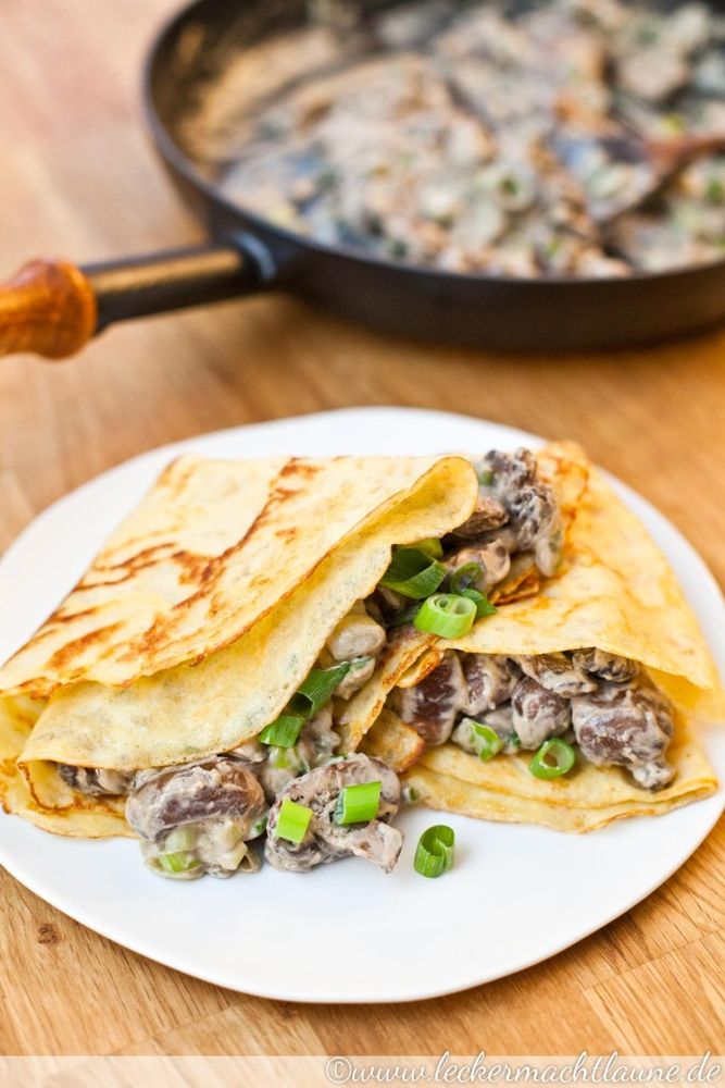 Rezeptbild: Kamut-Crêpes mit Pilzfüllung