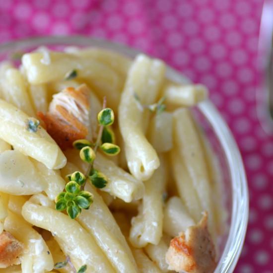 Rezeptbild: Nudelsalat mit Hähnchen, Birne und Thymian