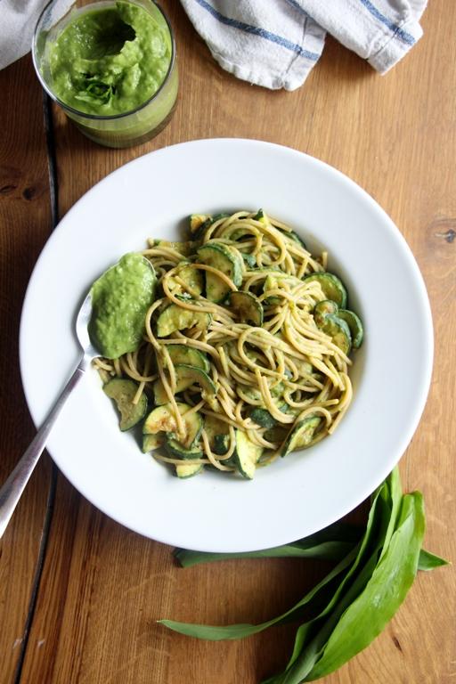 Rezeptbild: Bärlauchcreme mit Spaghetti