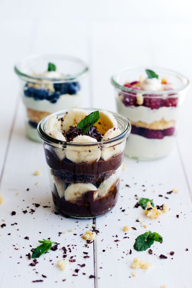 Rezeptbild: Bananasplit-Cake im Glas