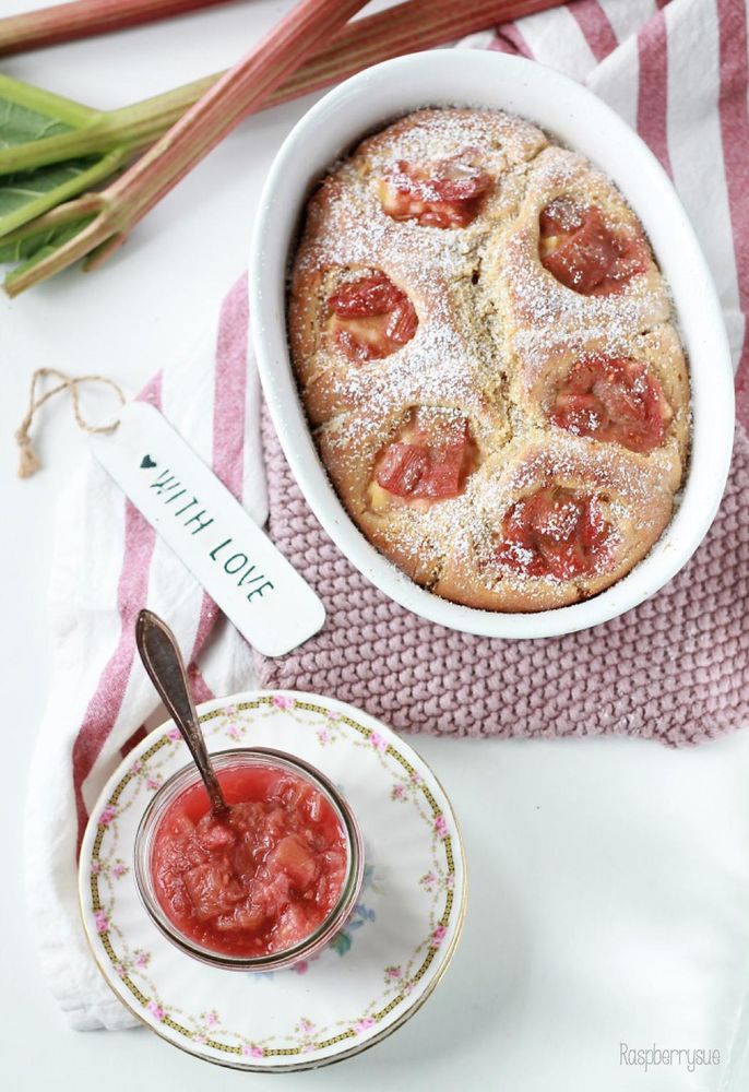 Rezeptbild: Rhabarber Vanille Buchteln