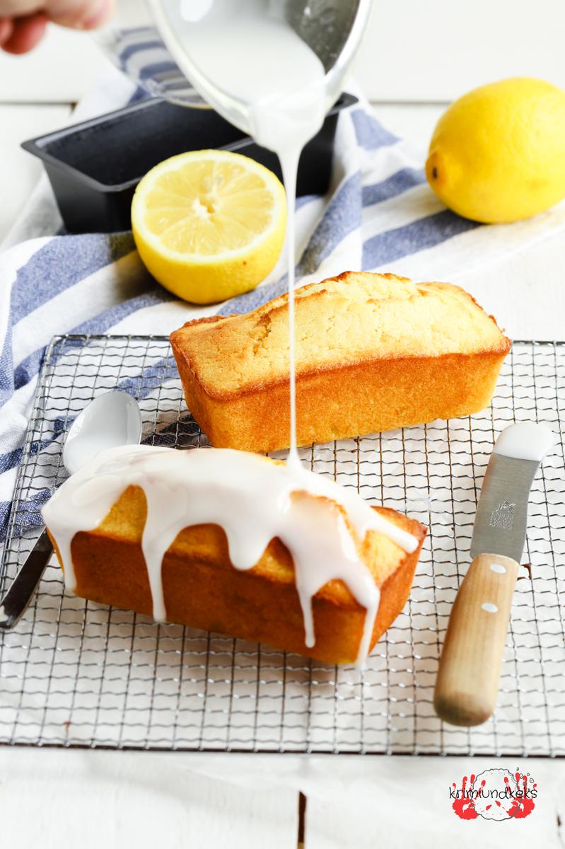 Rezeptbild: Zitronenkuchen mit Zuckerguss