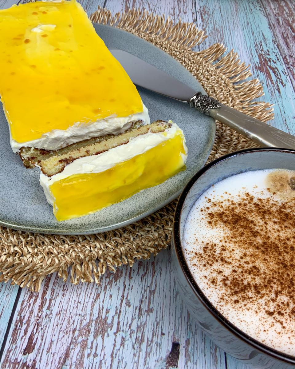 Rezeptbild: Mango Maracuja Quark Kuchen low carb